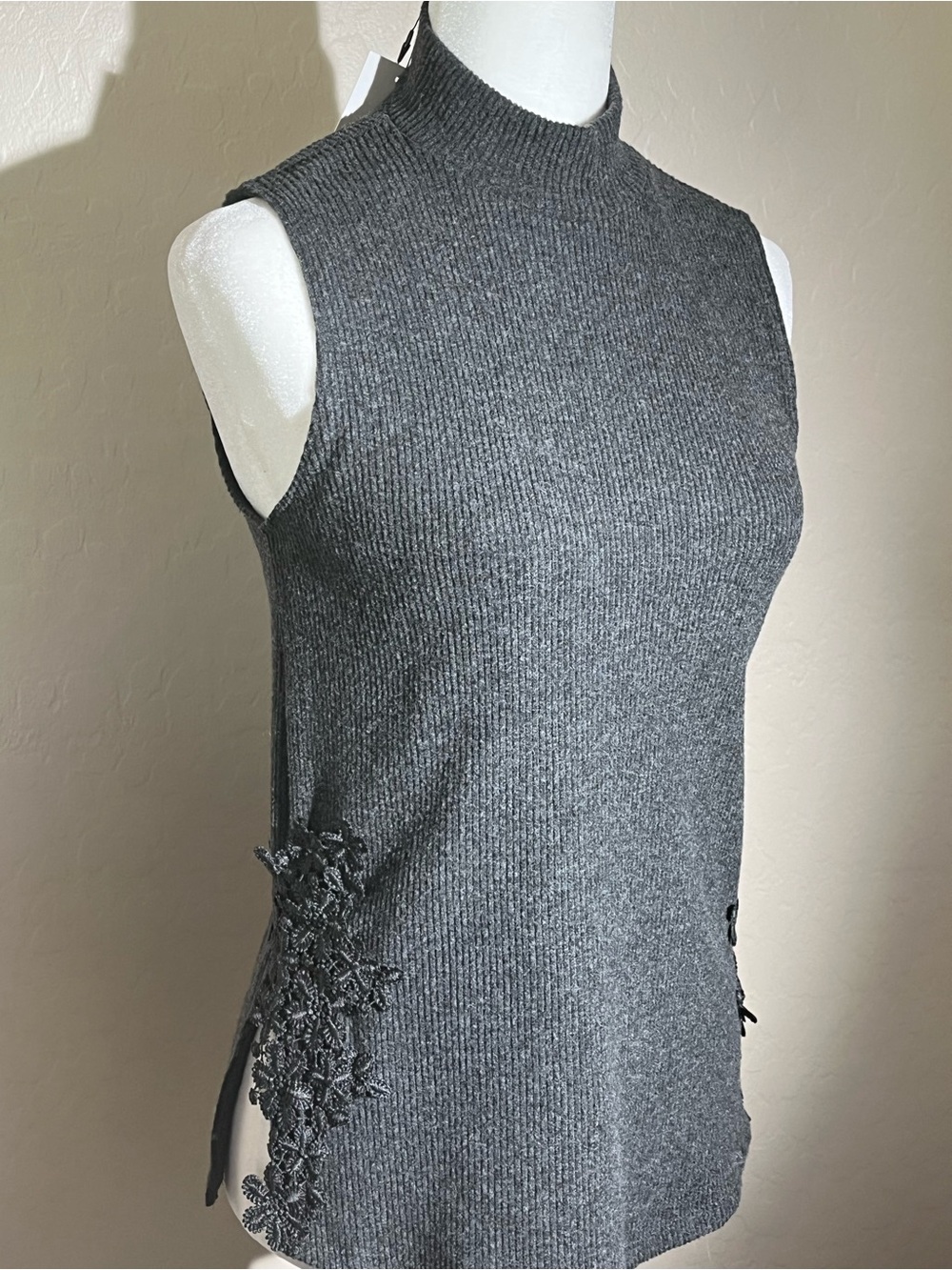 Zara Gray Top Small